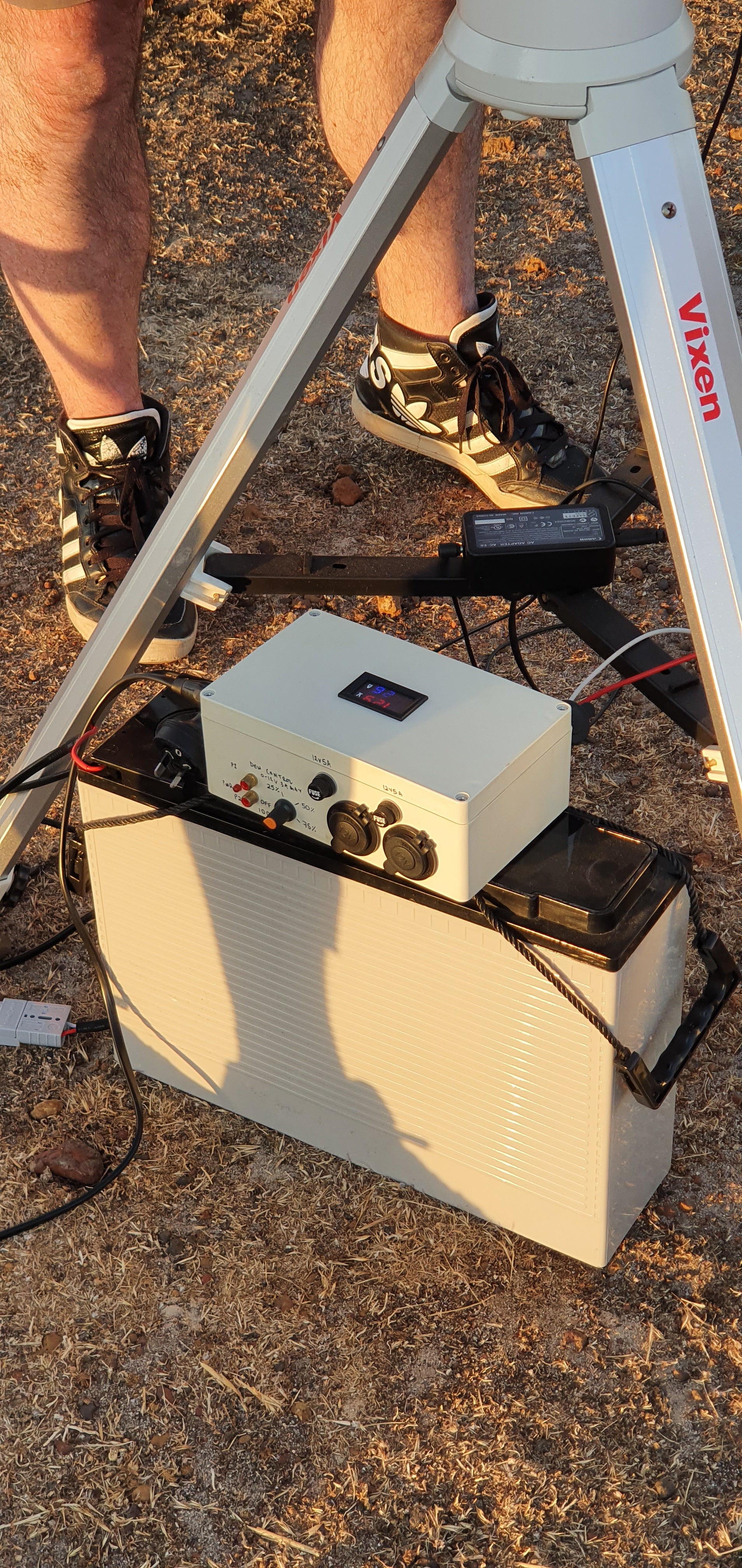 SLA Battery and power distribution for astronomy